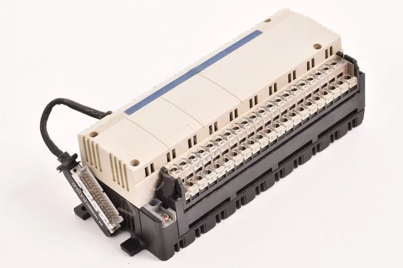 Produktfoto 1 von Schneider Automation Inc TBXDES1622
