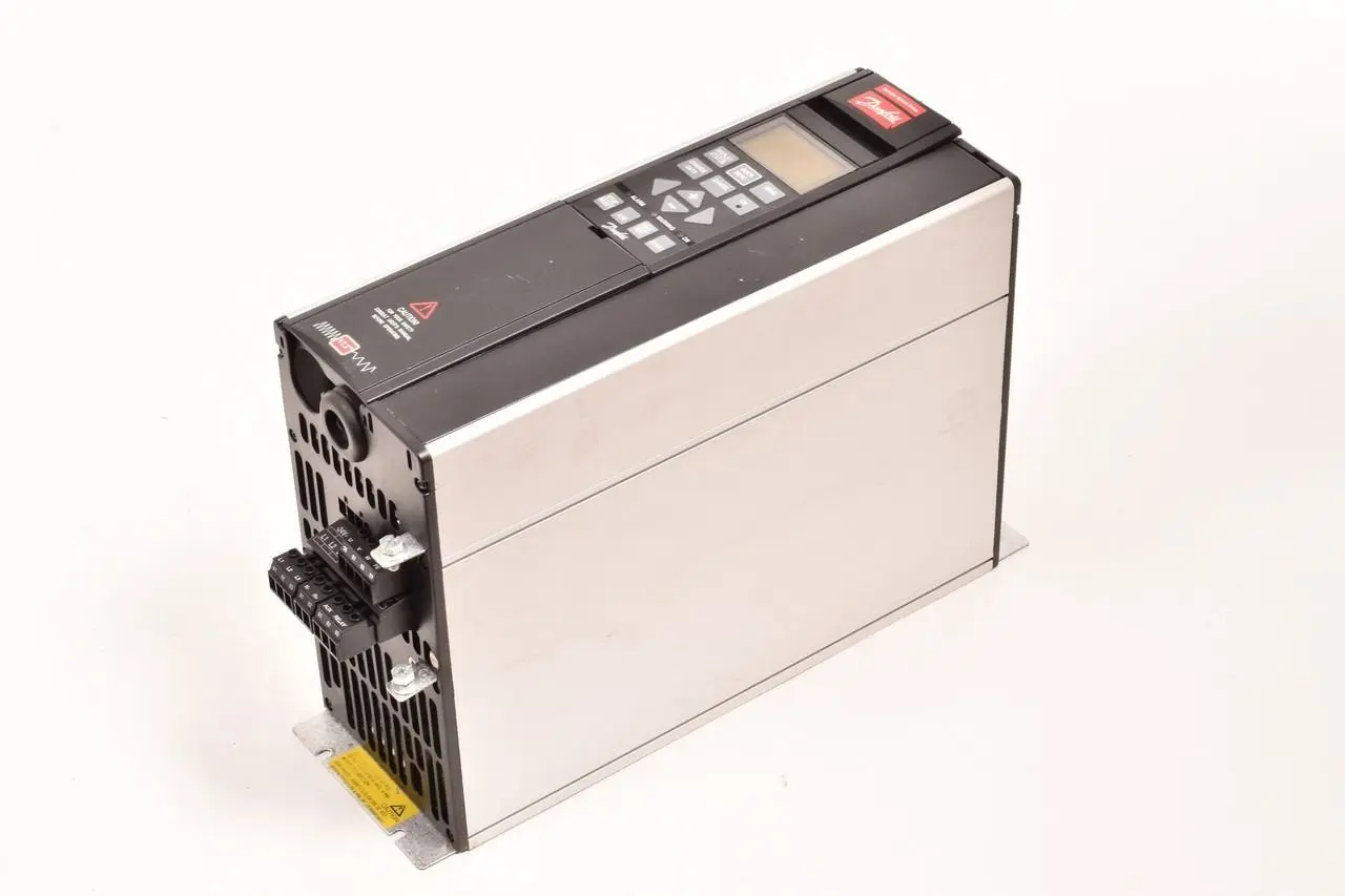 Produktfoto 1 von Danfoss VLT 5006175Z0065 / 014312G377