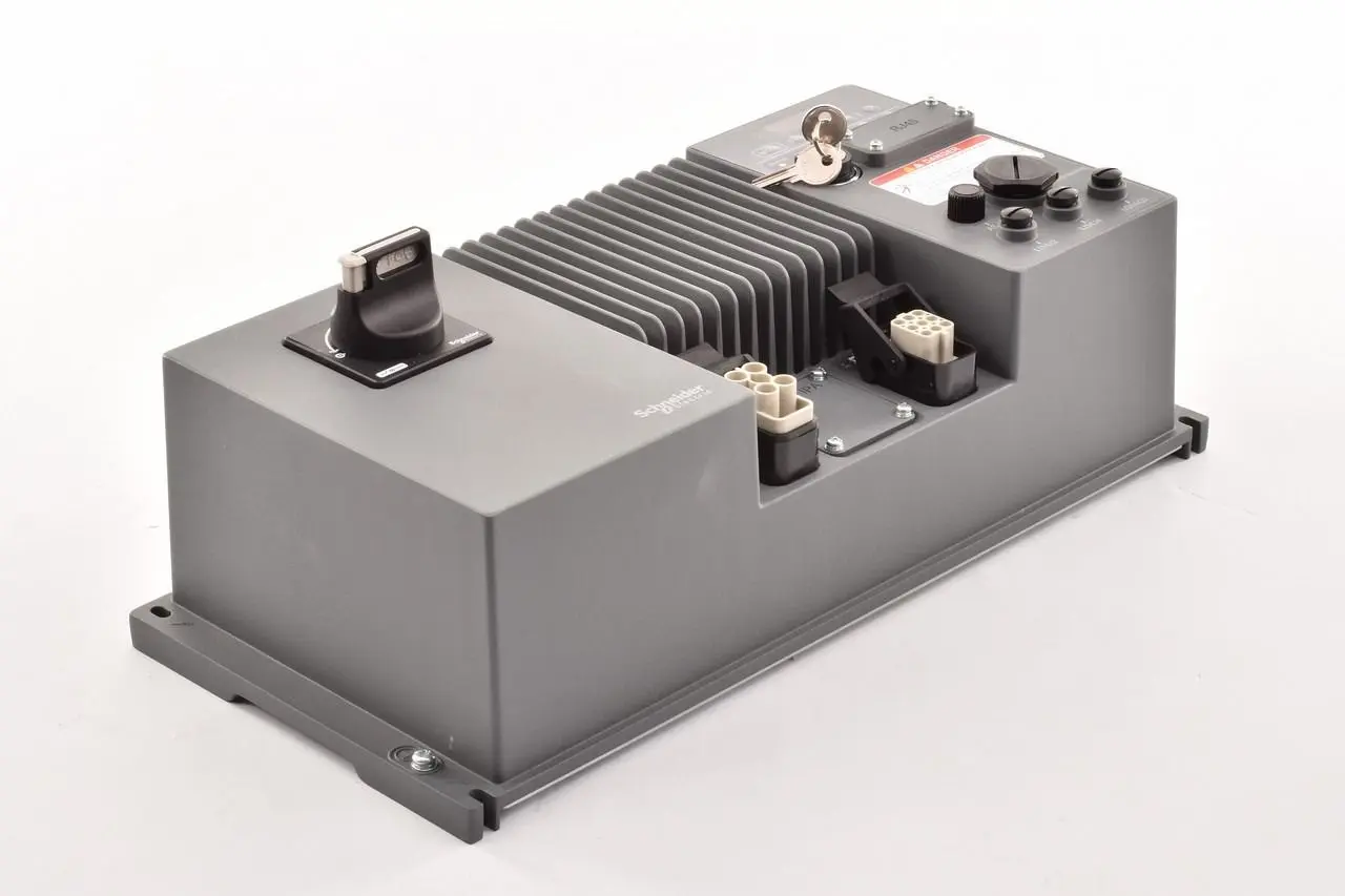 Produktfoto 1 von Schneider Electric ATV310LU22N4