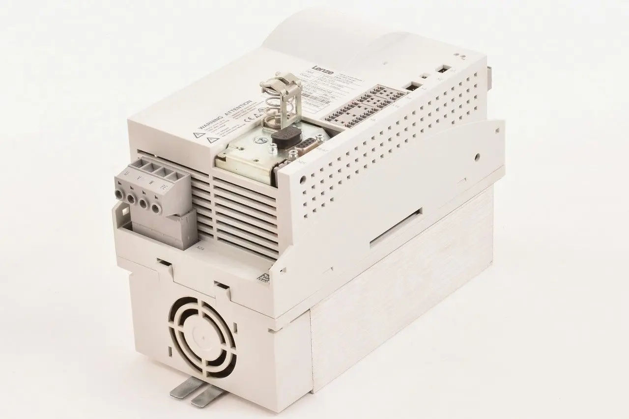 Produktfoto 1 von Lenze ECSEM064C4B / 13430304