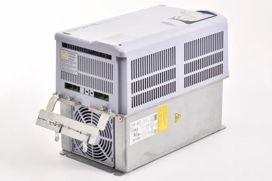 Produktfoto 1 von WEG CFW11 EUCFW110058T40FAYZ