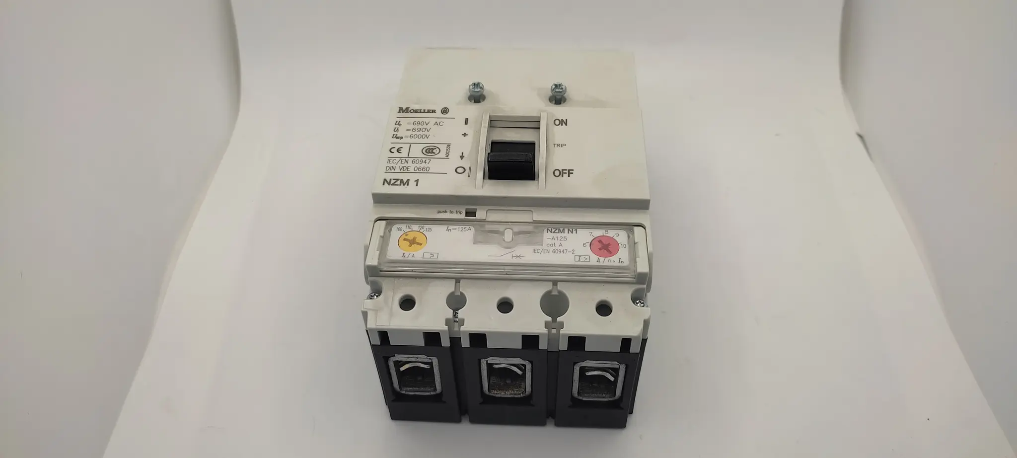 Produktfoto 1 von MOELLER EATON  NZMN1-A125 Leistungsschalter 125A 3p f. Anlagen/Kabelschutz