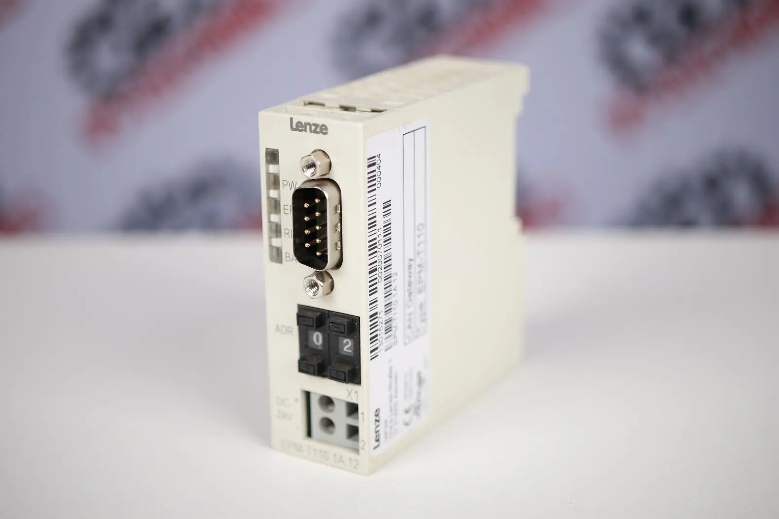 Produktfoto 1 von LENZE EPM-T110.1A.12 (ID 13015271)