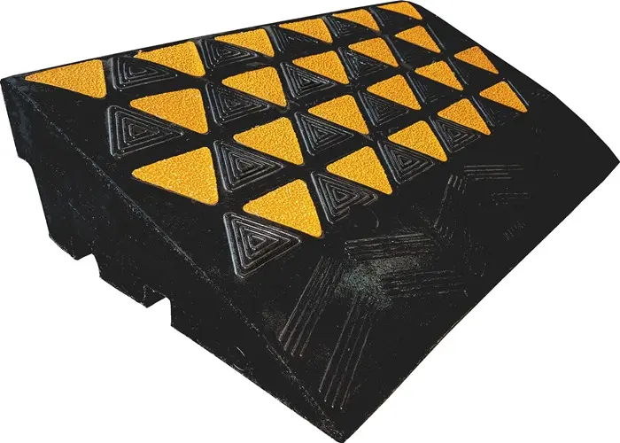 Produktfoto 1 von Bordsteinrampe Admi®Ramp L600xB300xH100mm Gum.schwarz ADMIRAL