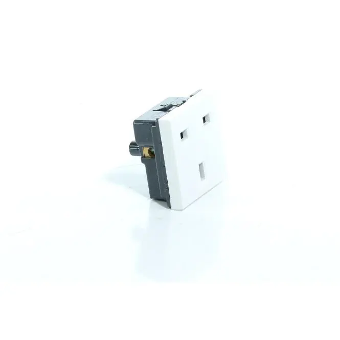 Produktfoto 1 von LEGRAND Steckdose, britischer Standard