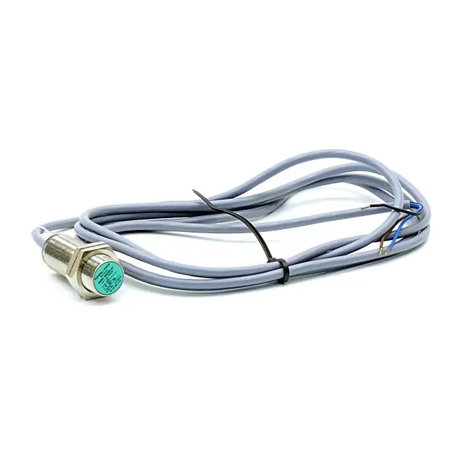 Produktfoto 1 von PEPPERL+FUCHS Induktiver Sensor NBB8-18GM50-E2