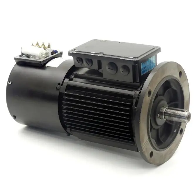 Produktfoto 1 von LENZE Drehstrommotor mit Lüfter
