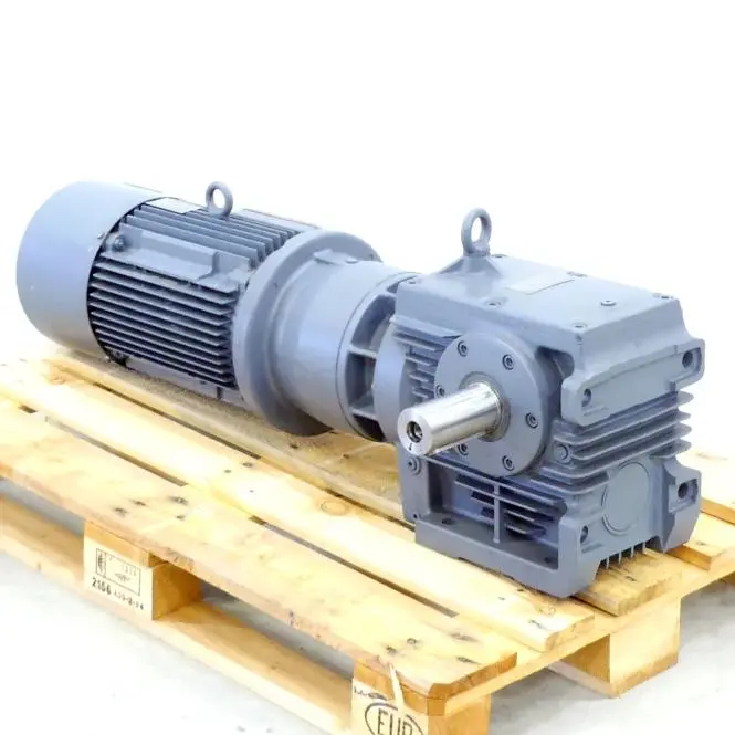 Produktfoto 1 von SEW-EURODRIVE Getriebemotor DFV132ML-4BM-HR-TF