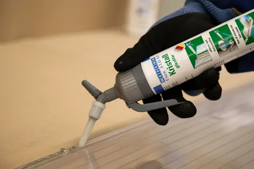 WEICON Speed-Flex® Kristall | Kleb- und Dichtstoff für kristallklare Verklebungen auf MS-Polymer-Basis | 280 ml (Folienbeutel)