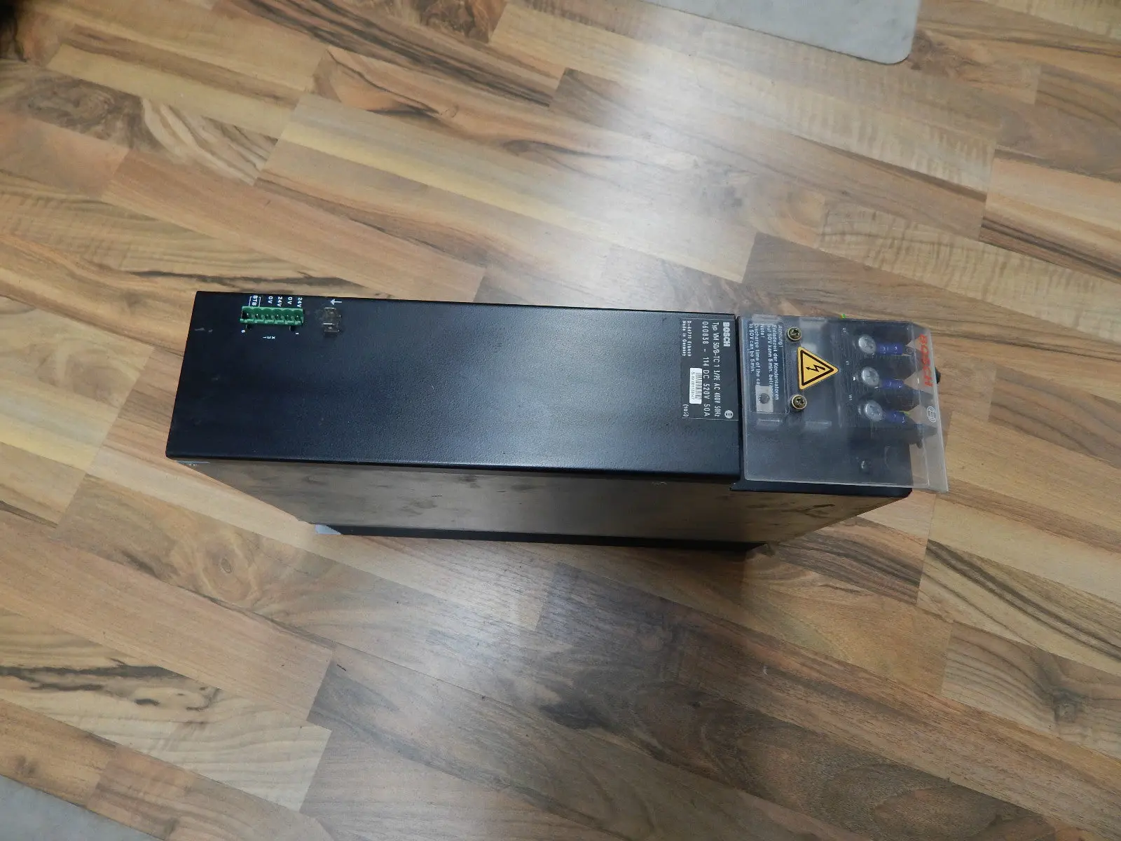 Produktfoto 1 von Bosch Versorgungsmodul Typ: VM50/B-TC1  3/PE AC 400V 50Hz  060838