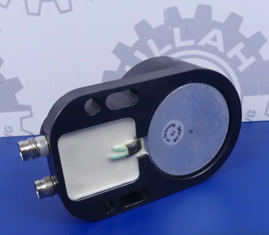 Produktfoto 1 von EUCHNER CEM-A-LD4-S2 084790 Safety switch