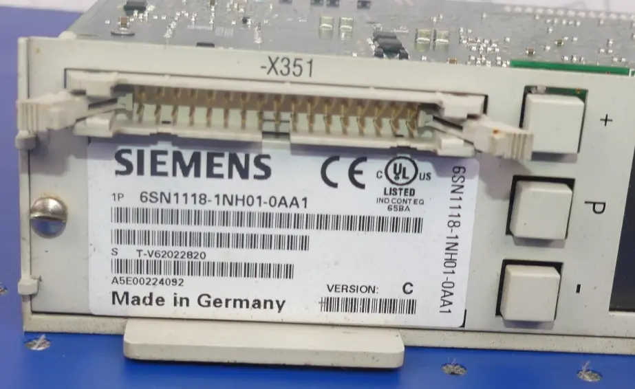 Produktfoto 1 von SIEMENS 6SN1118-1NH01-0AA1