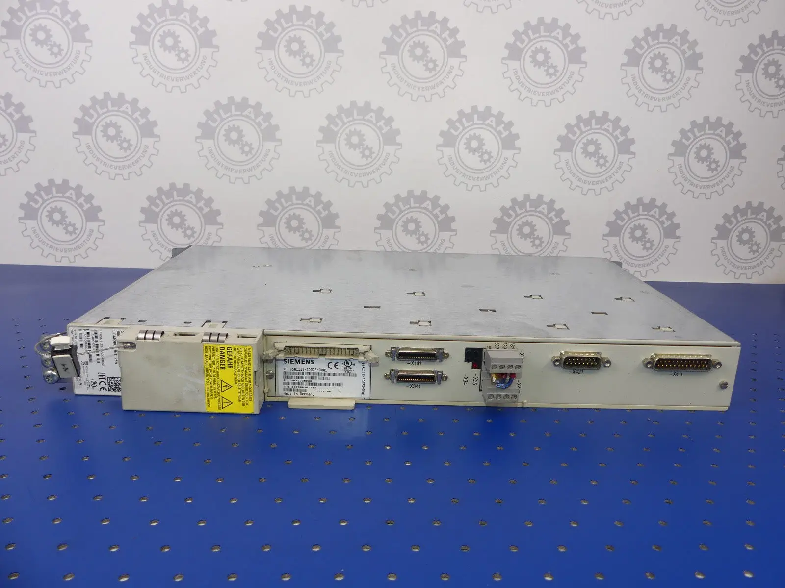 Produktfoto 1 von SIEMENS 6SN1123-1AA00-0BA2 MIT 6SN1118-0DG23-0AA1