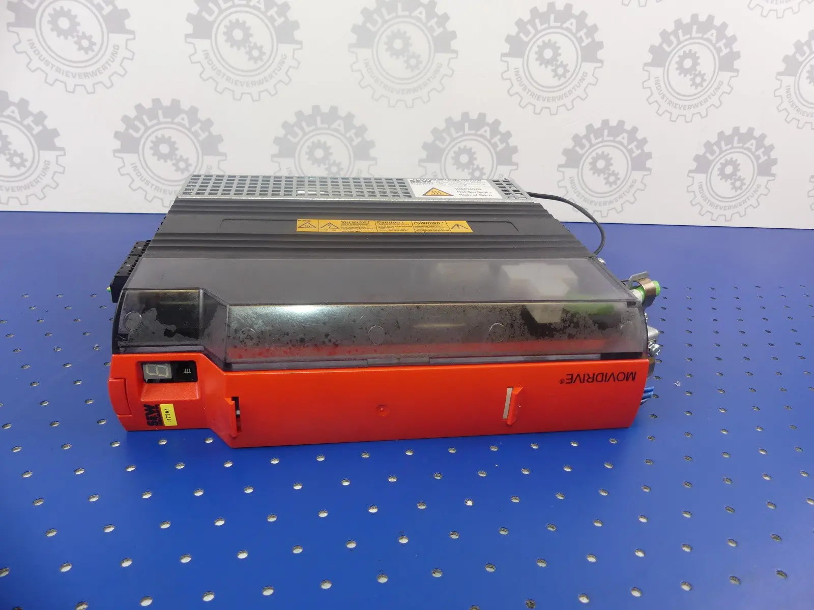 Produktfoto 1 von SEW MOVIDRIVE MDX61B0005-5A3-4-0T