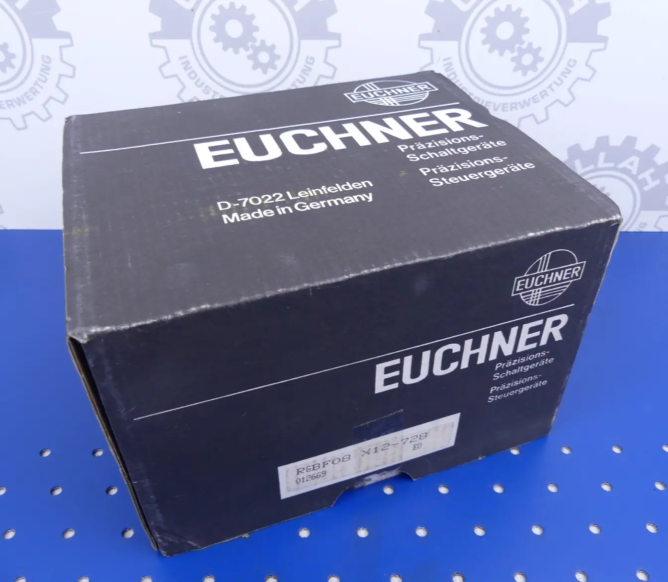 Produktfoto 1 von Euchner RGBF08 X12-728 Näherungsschalter