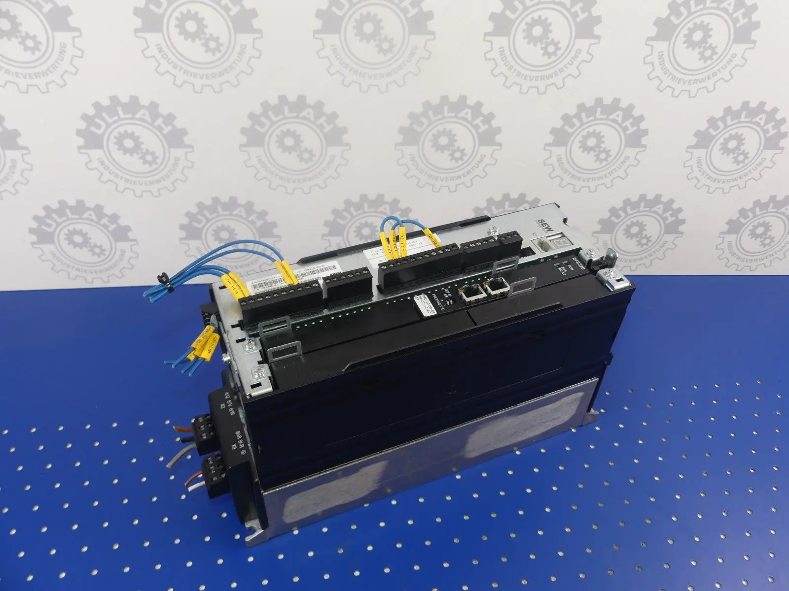 Produktfoto 1 von SEW EURODRIVE MDX61B0040-5A3-4-00