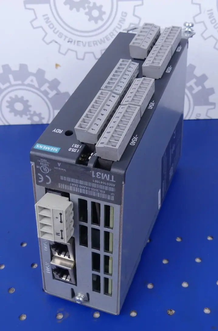 Produktfoto 1 von Siemens Sinamics 6SL3055-0AA00-3AA1 Terminal Module TM31