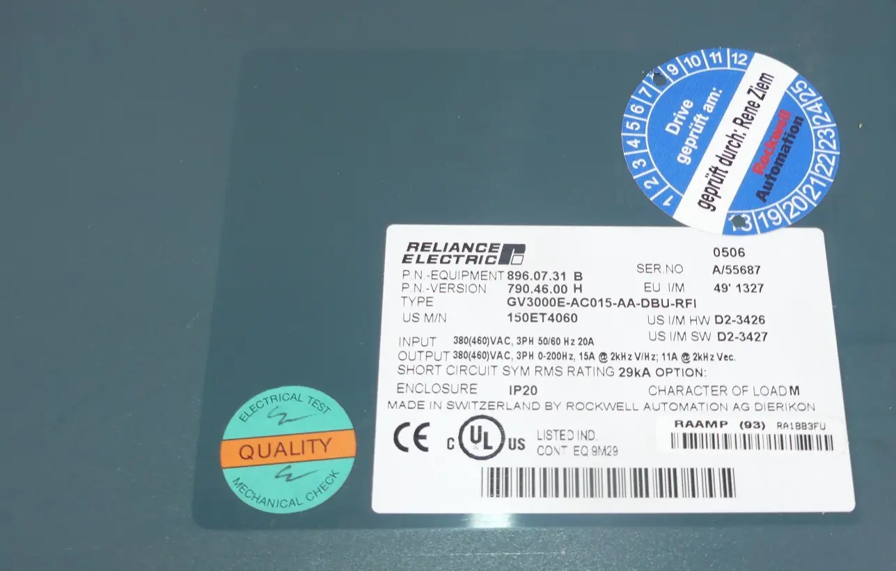 Produktfoto 1 von RELIANCE ELECTRIC GV3000E-AC015-AA-DBU-RFI NEU