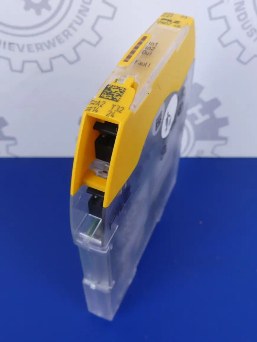 Produktfoto 1 von Pilz PNOZ s8 C 24VDC 2n/o 751108