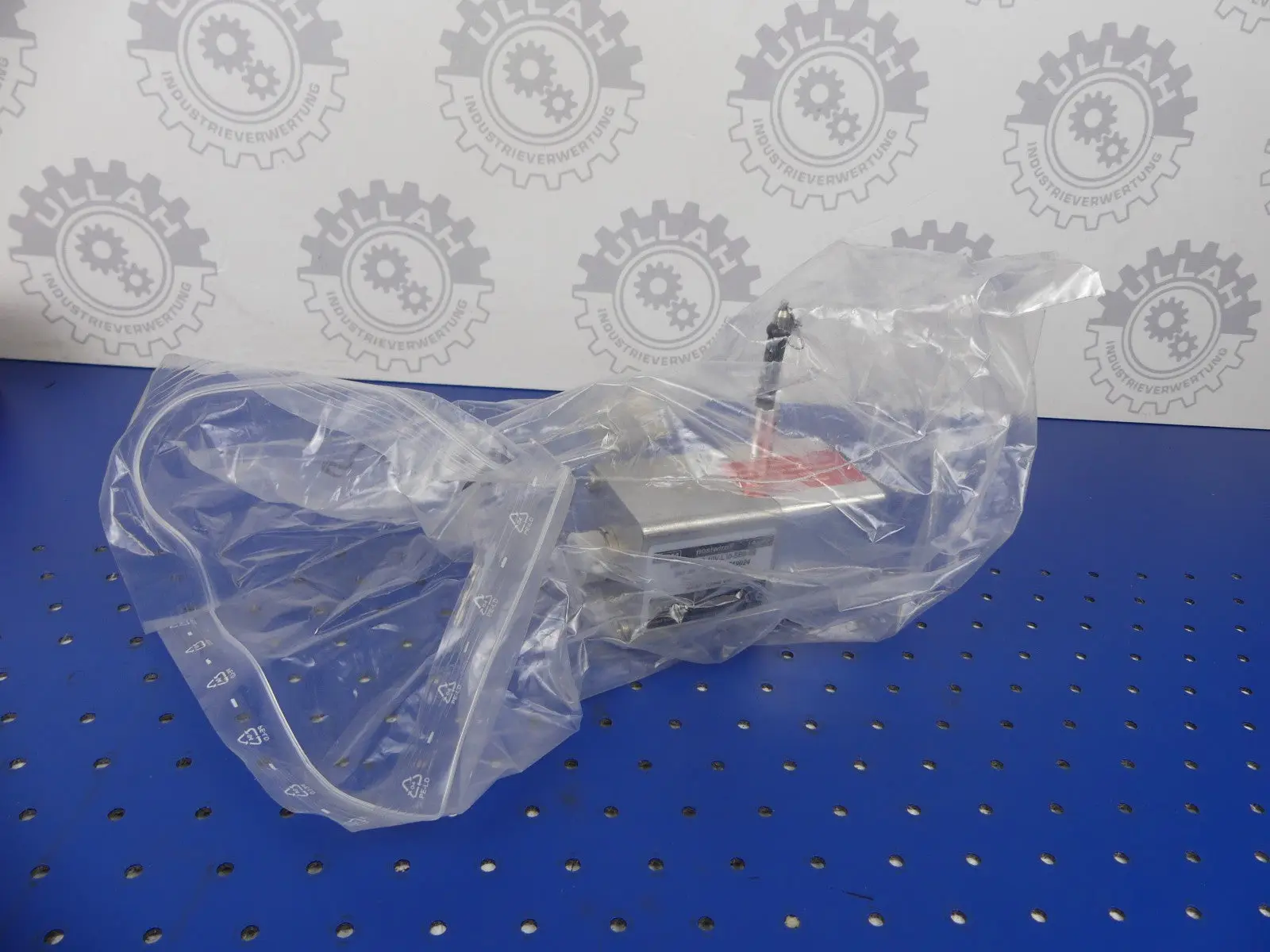 Produktfoto 1 von ASM WS10-1250-10V-L10-SB0-D8 NEU