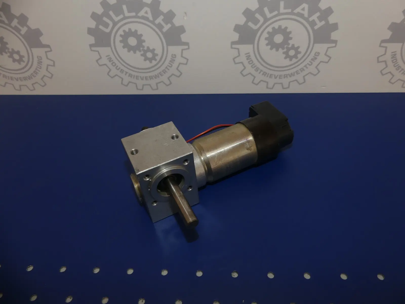 Produktfoto 1 von Faulhaber Minimotor 3557K012C + Elra S17WR4G-30:1