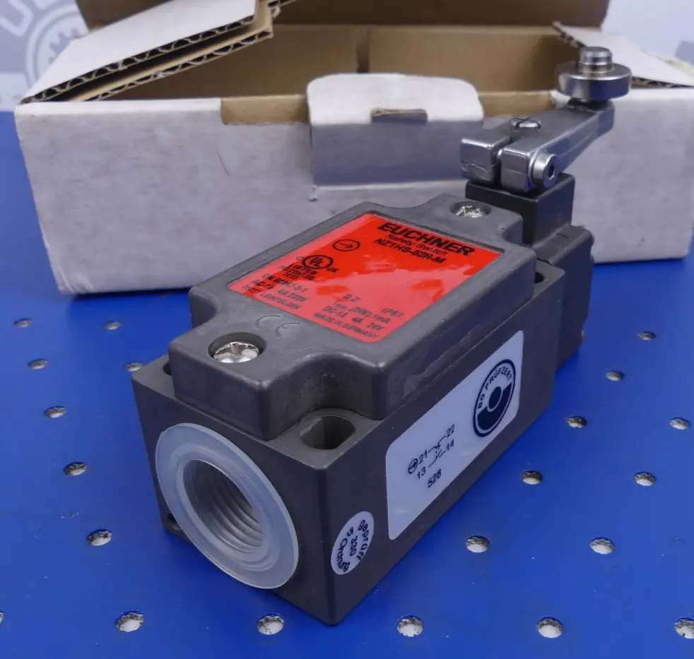 Produktfoto 1 von Euchner NZ1HS-528-M 090970 Safery switch