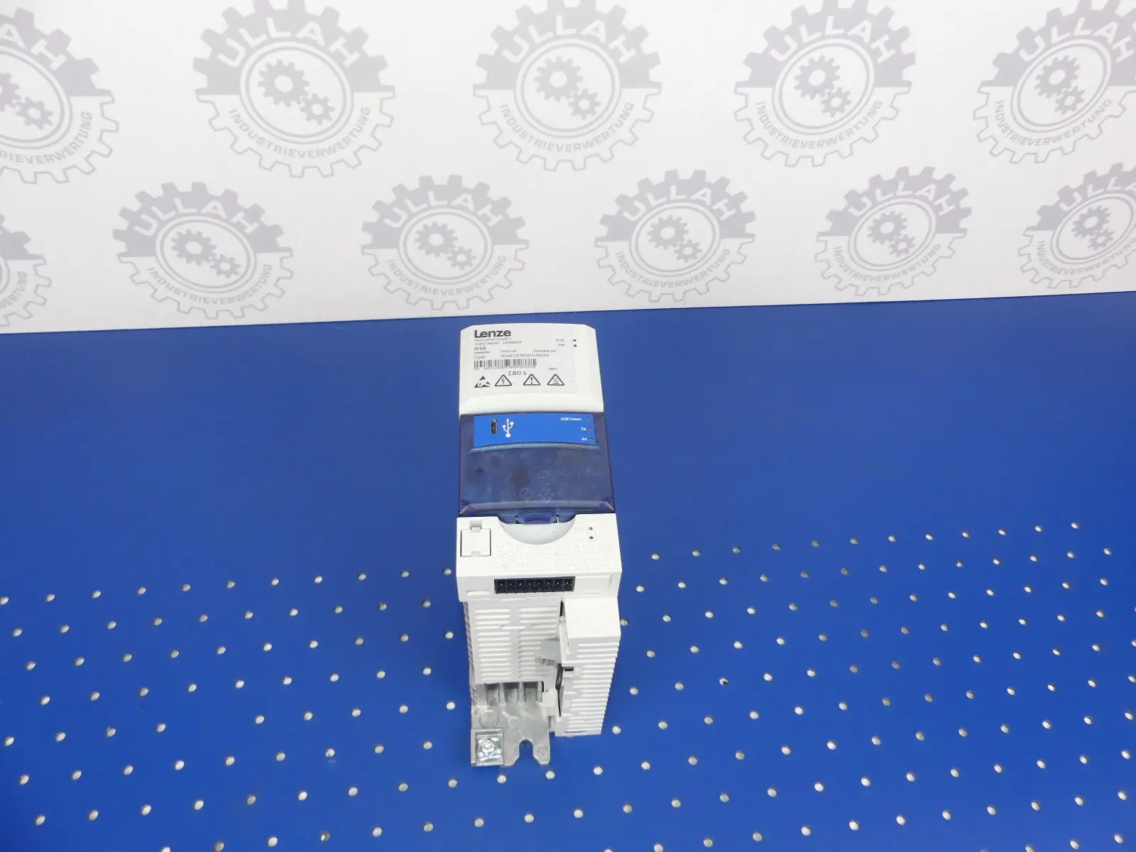 Produktfoto 1 von LENZE I55AE137B10V1000KS