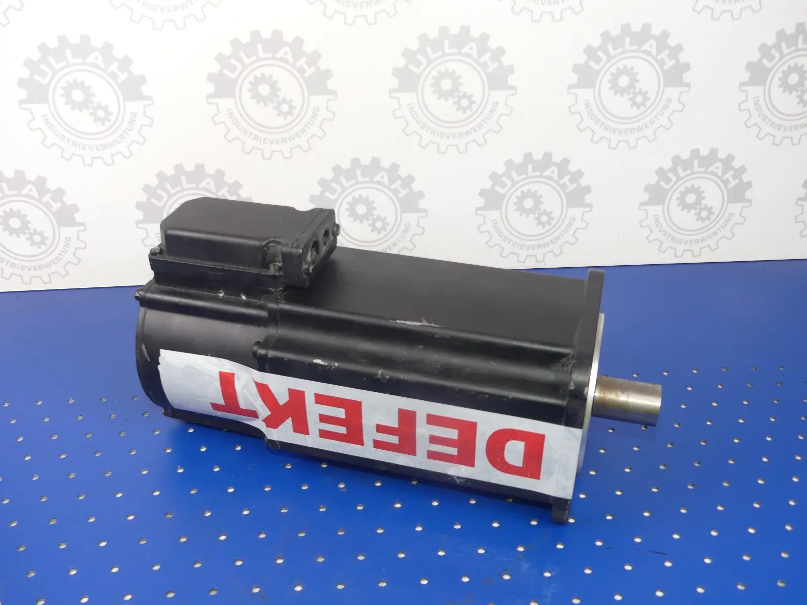 Produktfoto 1 von REXROTH MKD071B-061-KG0-KN DEFEKT