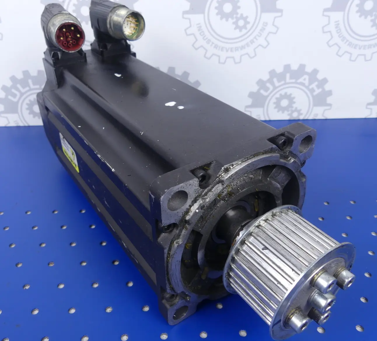 Produktfoto 1 von Allen-Bradley MPL430P-HJ74AA Servomotor