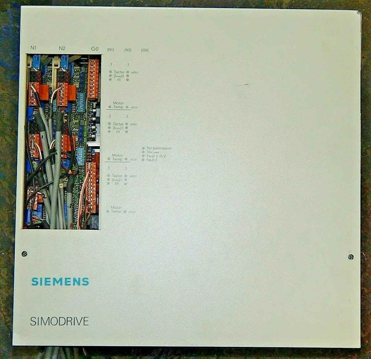 Produktfoto 1 von Siemens 6SC 6101-4B-Z Simodrive 6SC6101-4B-Z // Z=A40+A30+3XA20+G10+V15+N13+N22