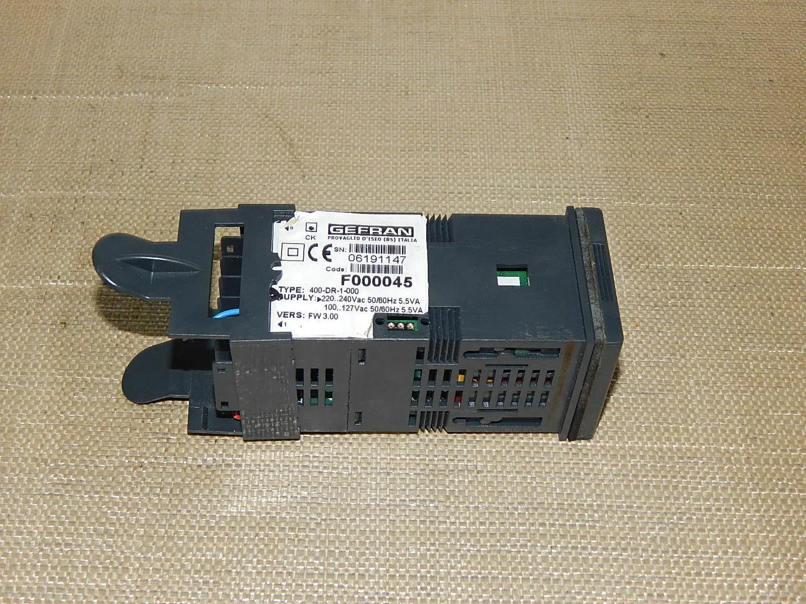 Produktfoto 1 von Gefran 400-DR-1-000  Temperatur Regler