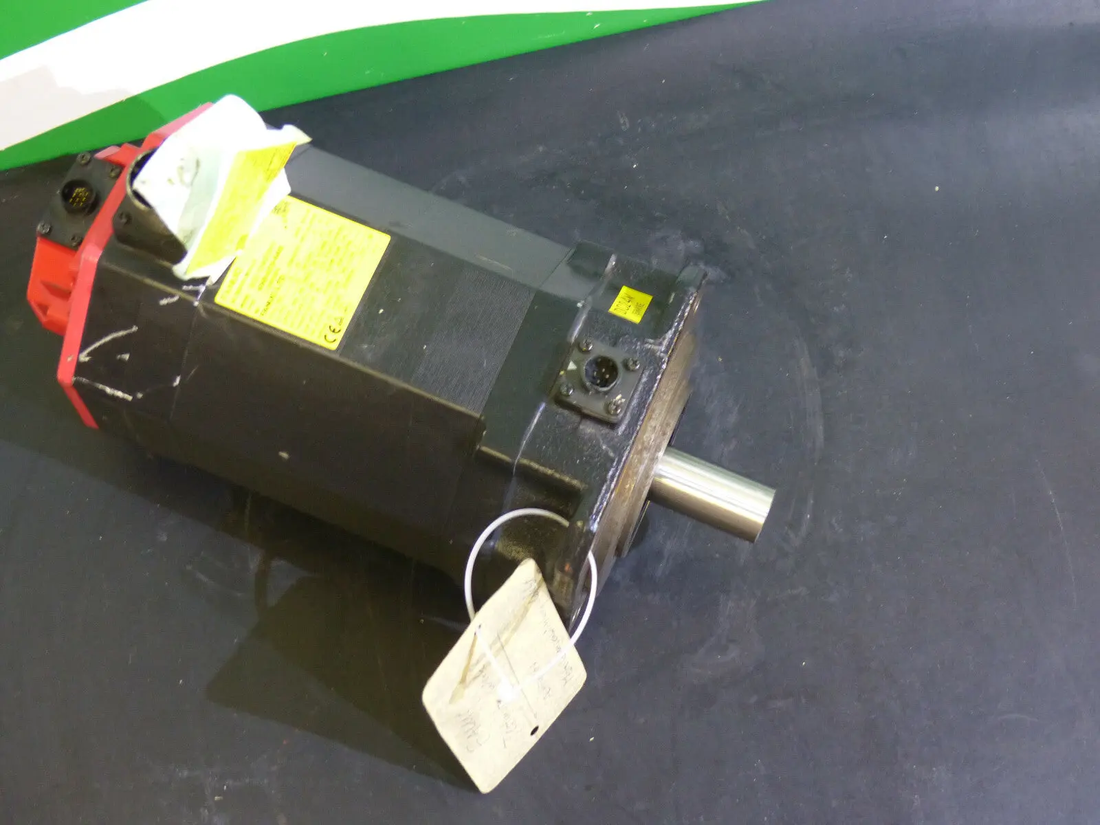 Produktfoto 1 von Fanuc A06B-0239-B400 SERVOMOTOR bremse defekt
