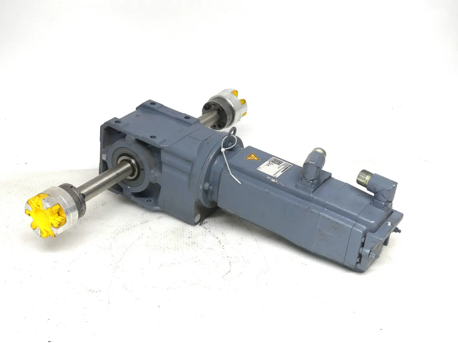 Produktfoto 1 von SEW-EURODRIVE KA29B CM3C63M-30A-P/BZ/HR/PK/AK1H/SB1