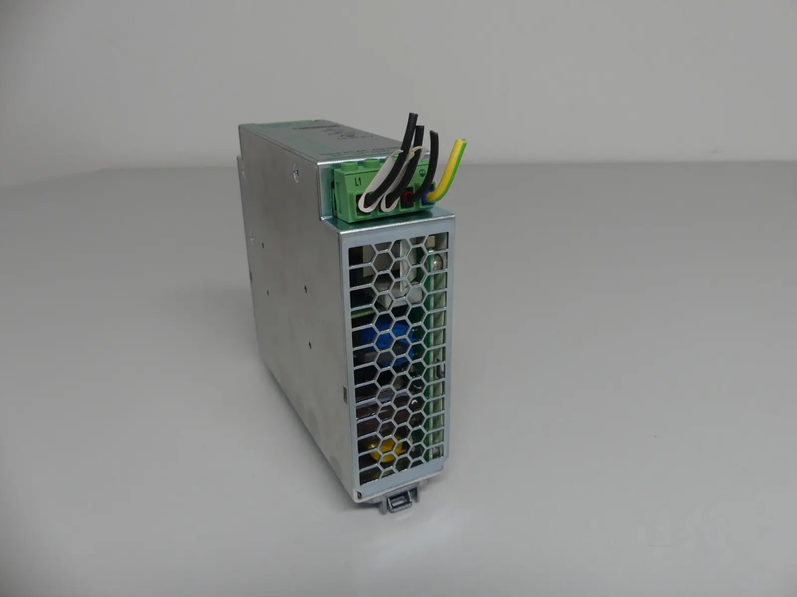 Produktfoto 1 von Phoenix Contact Quint-PS/3AC/24DC/5 2866734 Stromversorgung