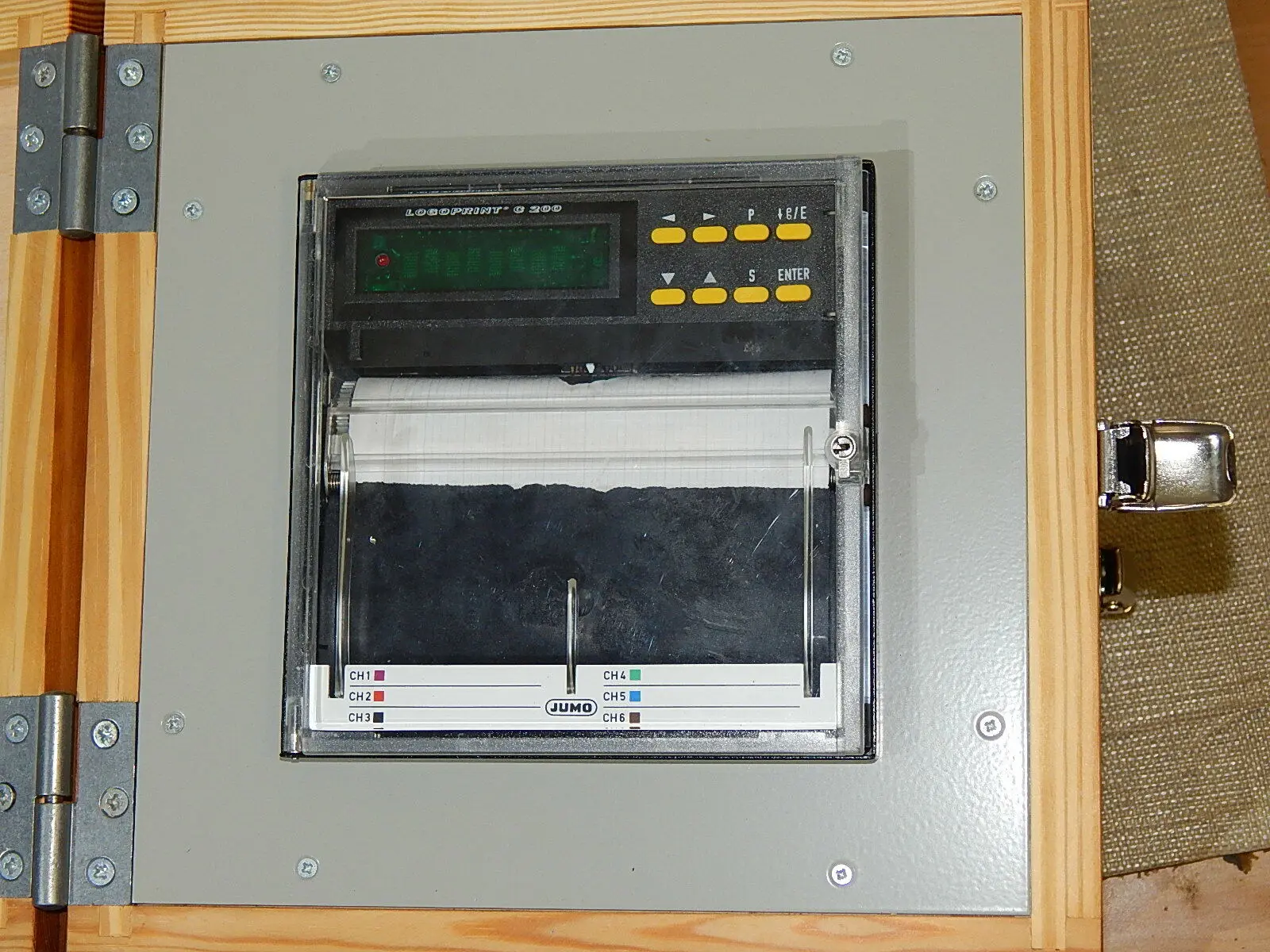 Produktfoto 1 von JUMO Punktdrucker Logoprint  C 200  6-Farben-Punktdrucker  mit Betriebsanleitung