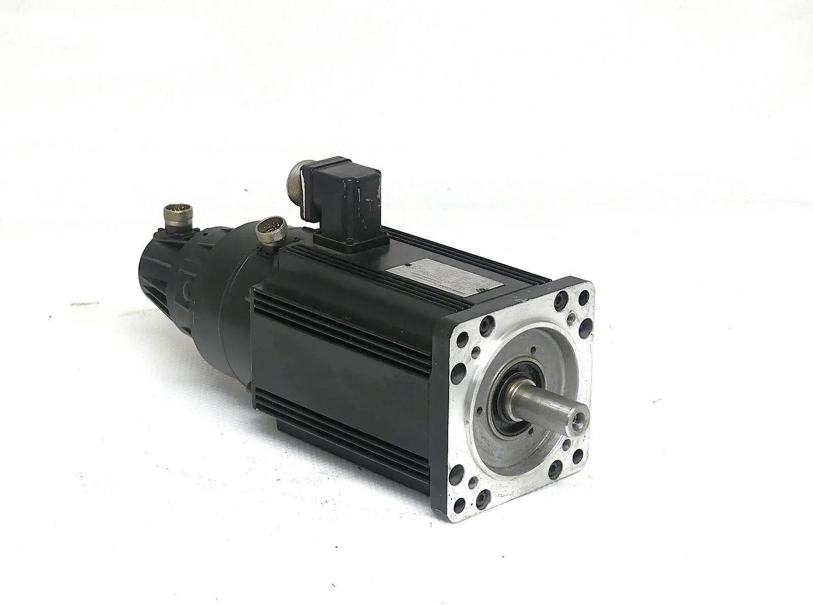 Produktfoto 1 von Indramat MAC093A-0-LS-4-C/110-B-0/WI524LX