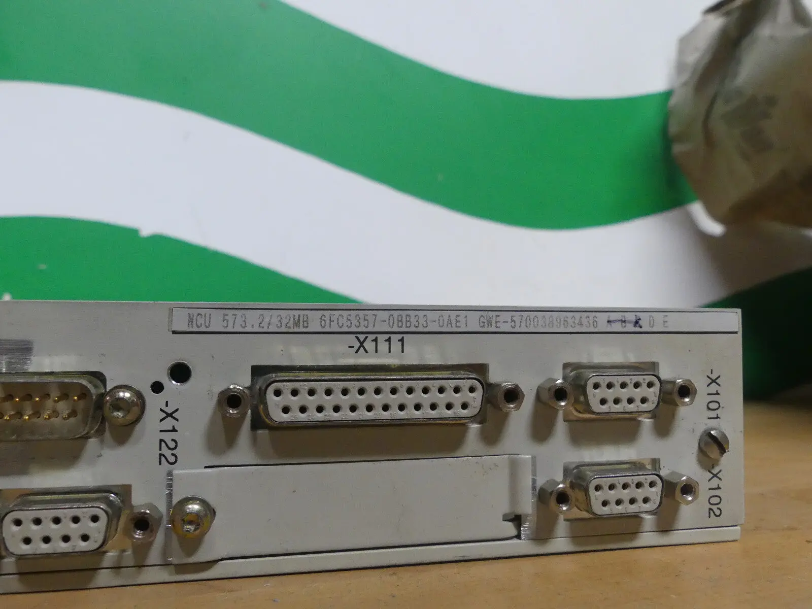 Produktfoto 1 von Siemens Sinumerik NCU 573.2 - 840D 6FC5 357-0BB33-0AE1 6FC5357-0BB33-0AE1