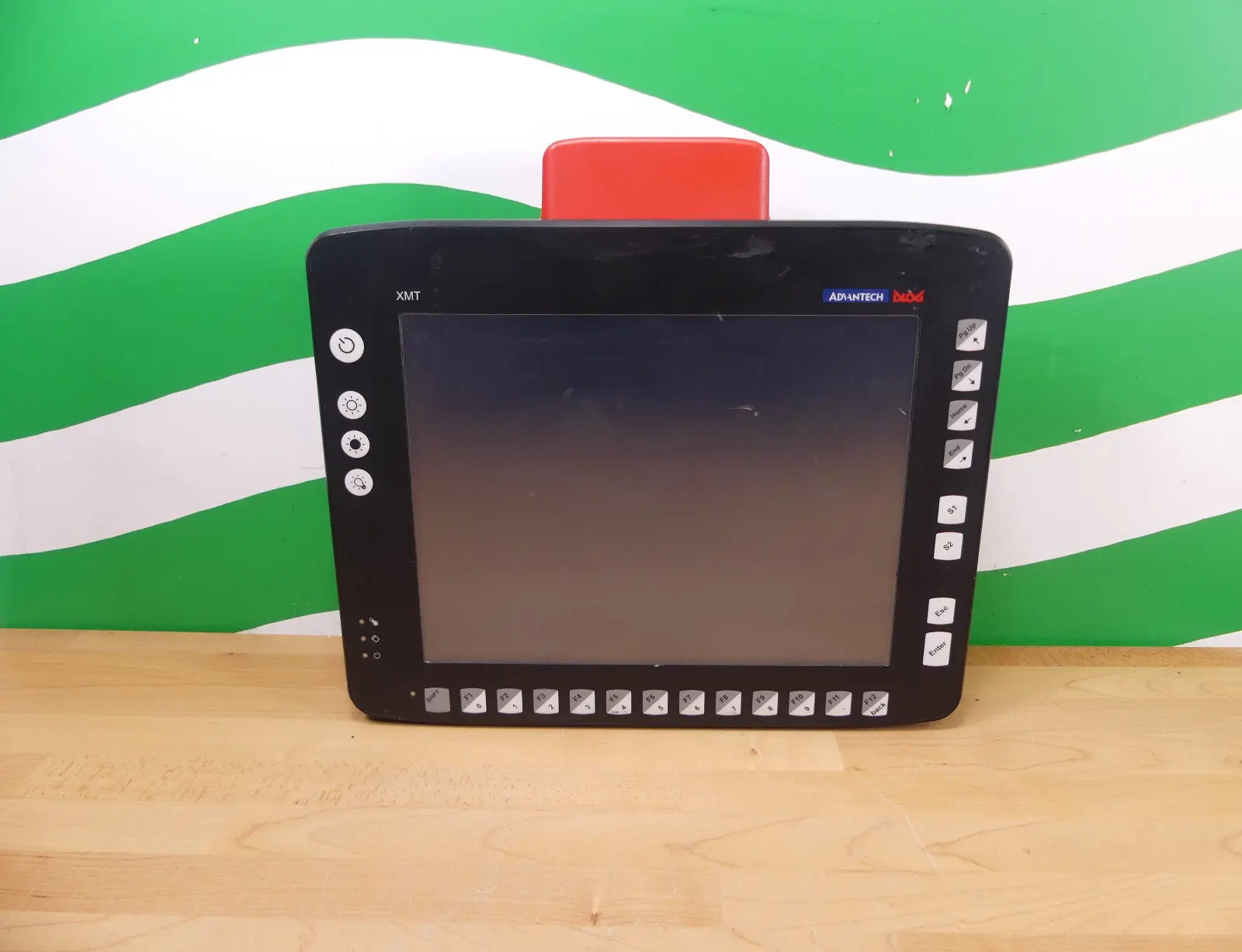 Produktfoto 1 von ADVANTECH DLOG XMT 5/10 165CXXXXL   mobiles Terminal SVGA