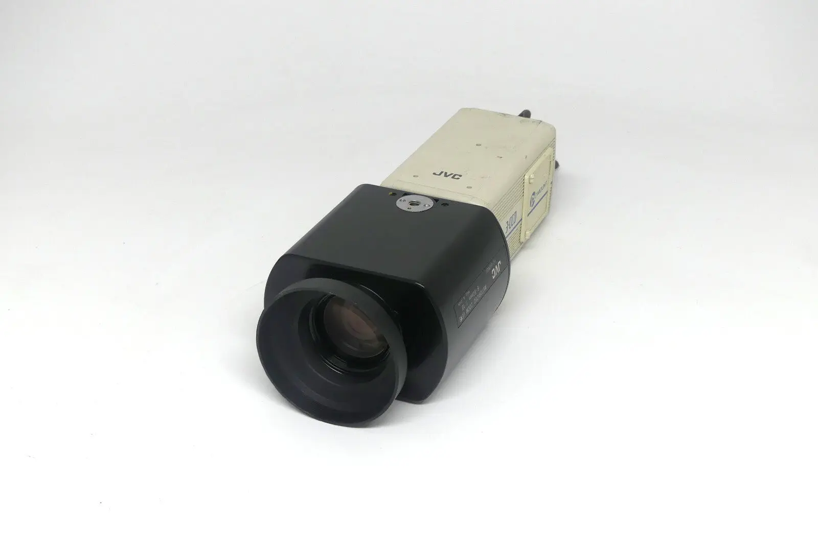 JVC 3-CCD Farbe Videokamera C-Mount W/O Linse KY-F55BE+JVC HZ-610MDU