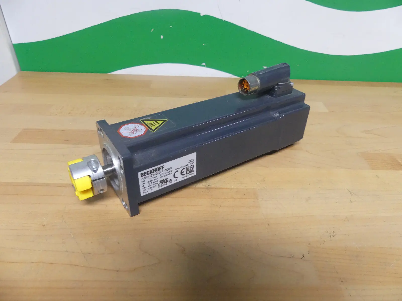 Produktfoto 1 von Beckhoff AM8023-0E21-0000
