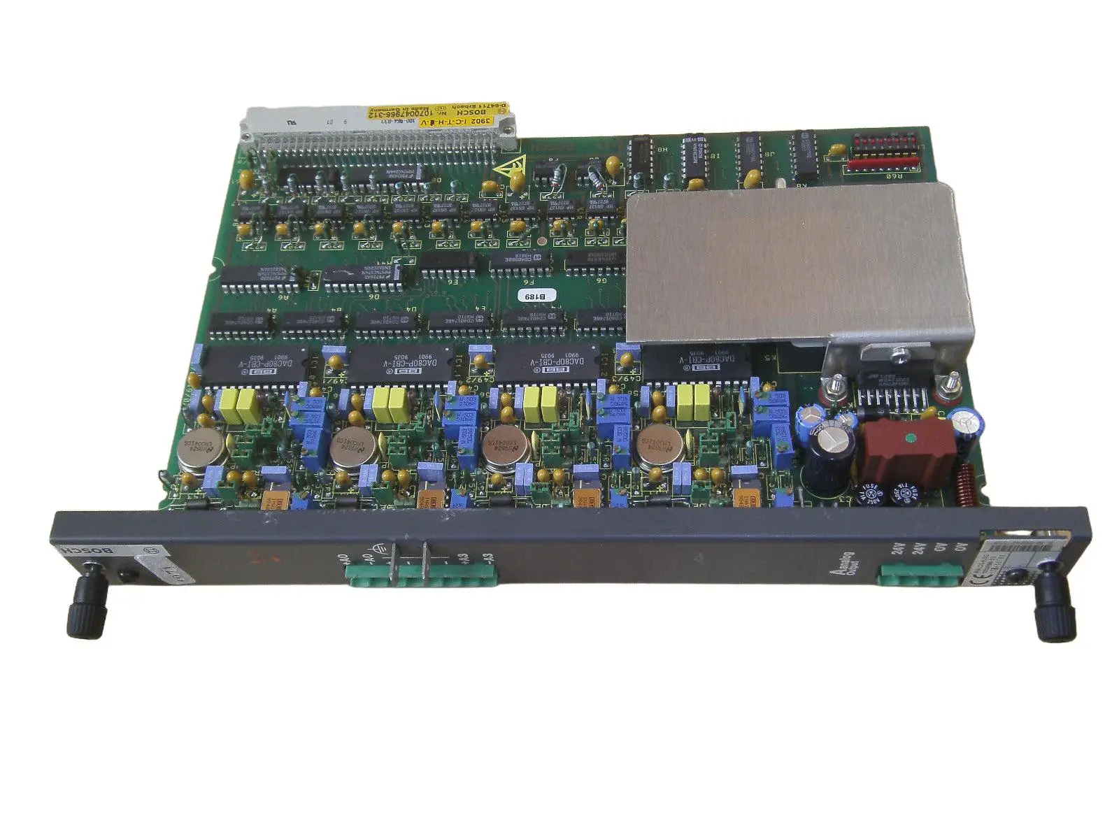 Produktfoto 1 von Bosch Aanalog Output Modul 1070047966-312  Unbenutzt