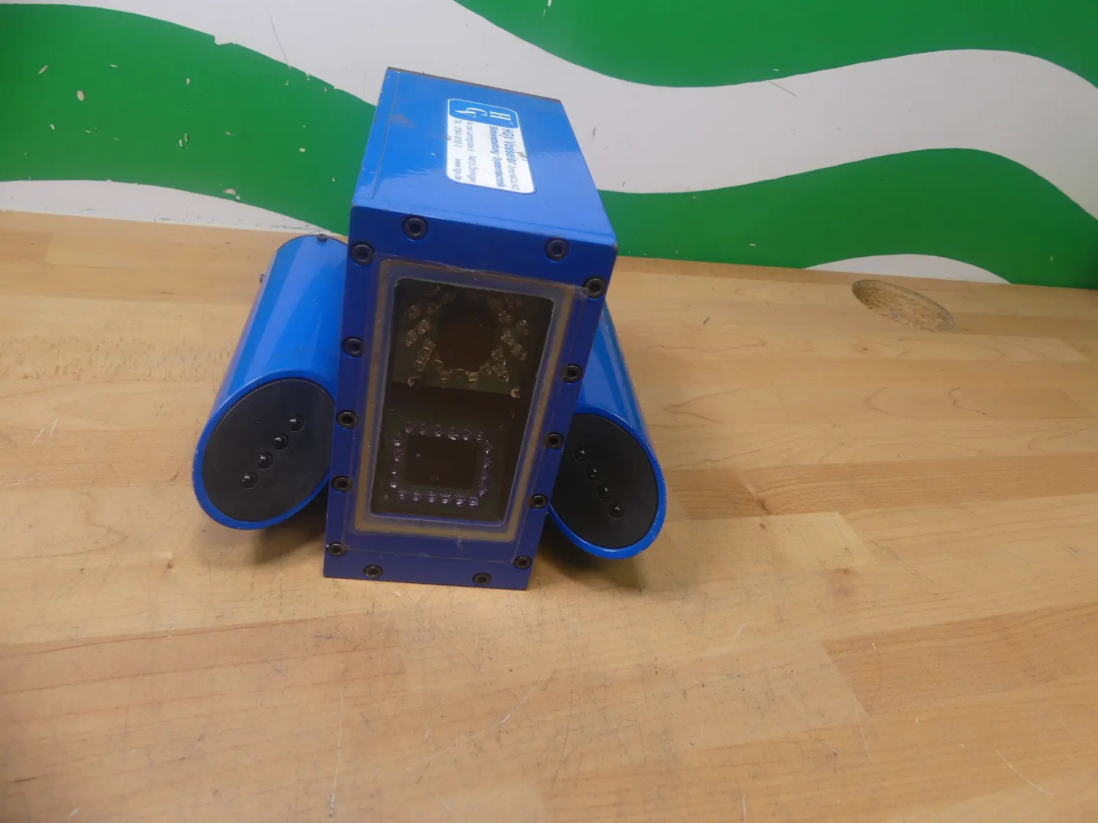 Produktfoto 1 von HGV Vosseler Robotersensor TCP8mm  W2.4 F01.F02.F04.F10.F11