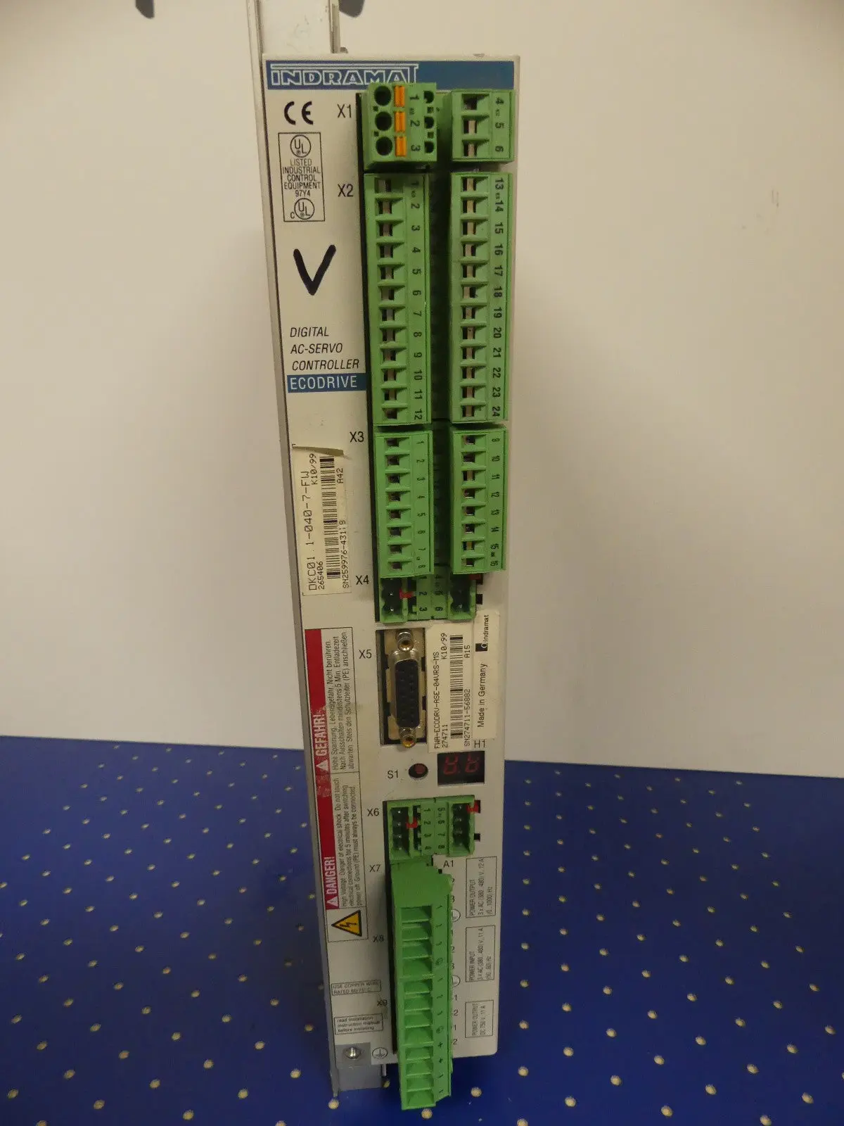 Produktfoto 1 von REXROTH DKC01.1-040-7-FW