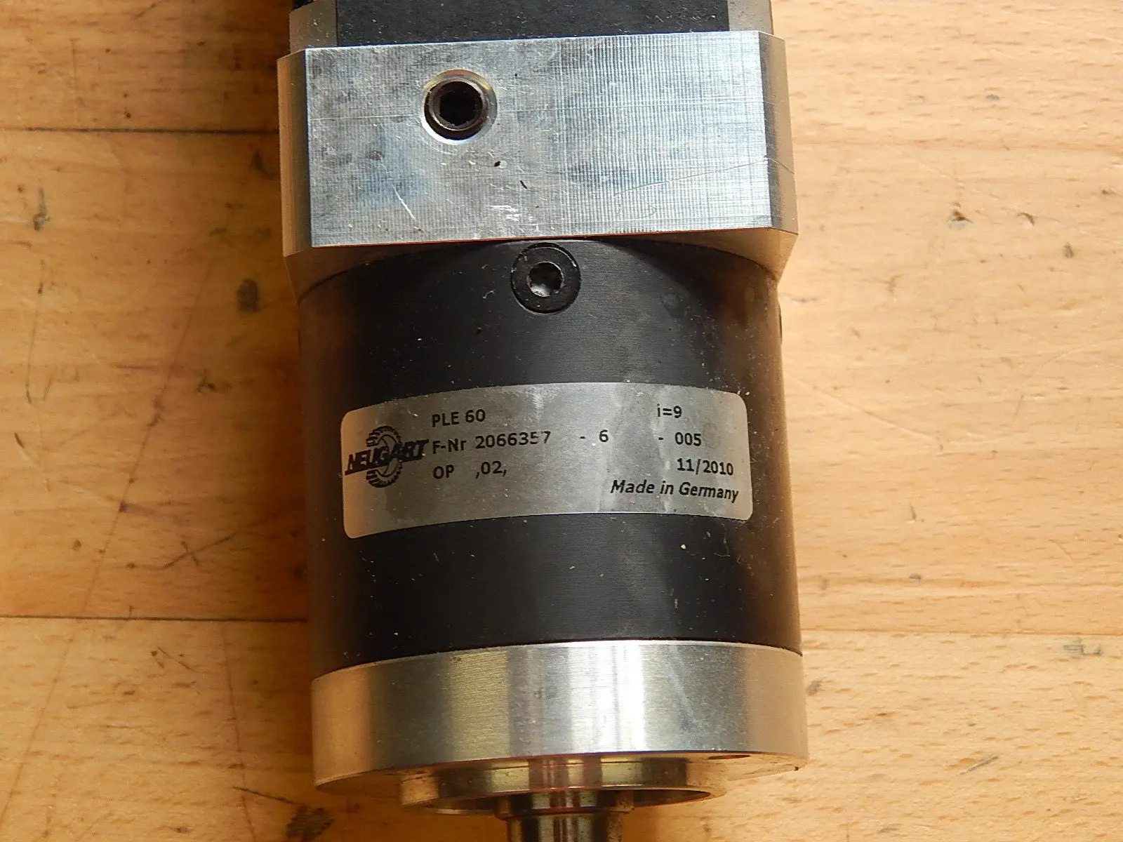 Produktfoto 1 von Kollmorgen AKM22E-ANBNR-00 Servomotor Motor + Neugart PLE 60 Getriebe i=9 Used
