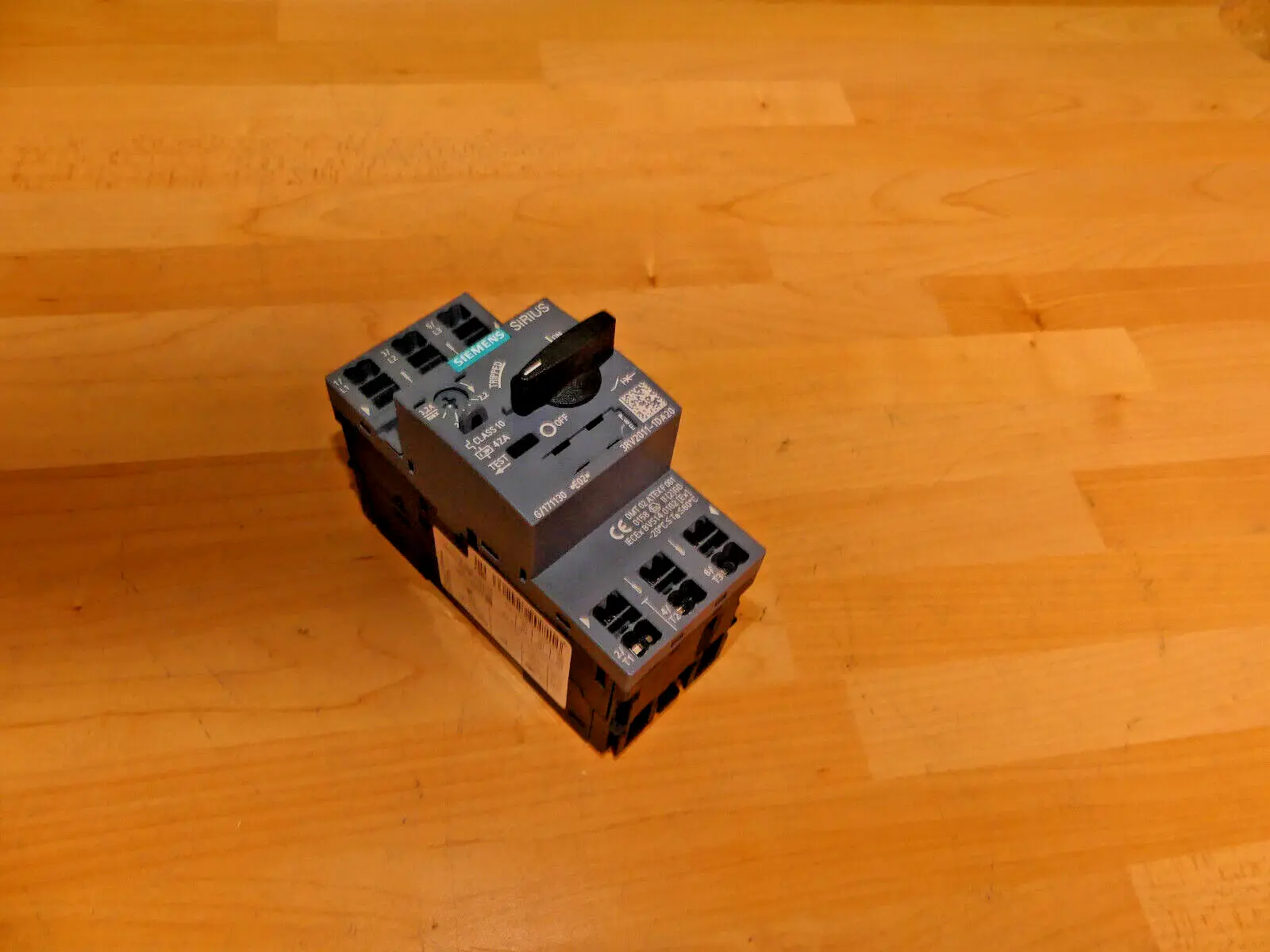 Produktfoto 1 von Siemens sirius Leistungsschalter 3RV2011-1DA20 Neu onhe Verpackung