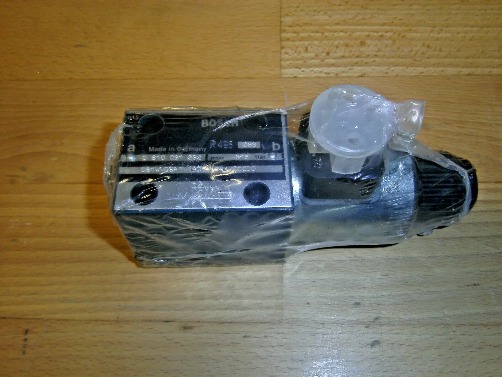 Produktfoto 1 von Bosch 0 710 091 282 // 0710091282 Wegeventil 315 bar Neu