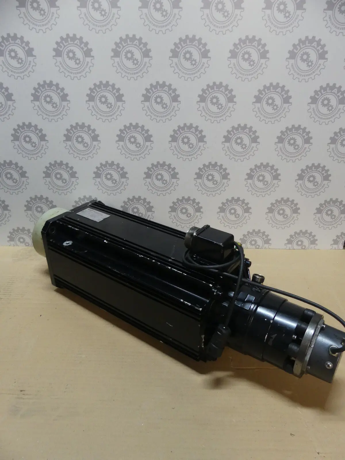 Produktfoto 1 von Indramat MAC 112D-1-ED-3-C/130-A-0