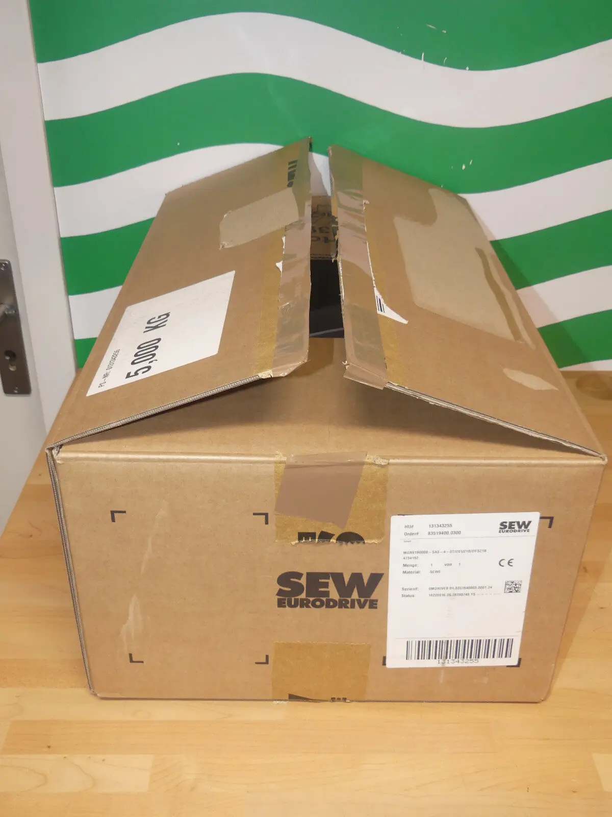 Produktfoto 1 von SEW MDX61B0008-5A3-4-0T/DEU21B/DFS21B