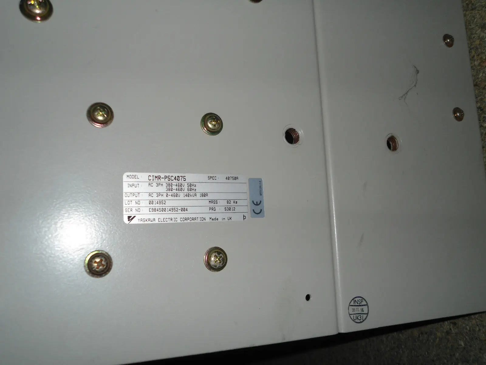 Produktfoto 1 von YASKAWA Varispeed Frequenzumrichter  CIMR-PSC4075   75KW