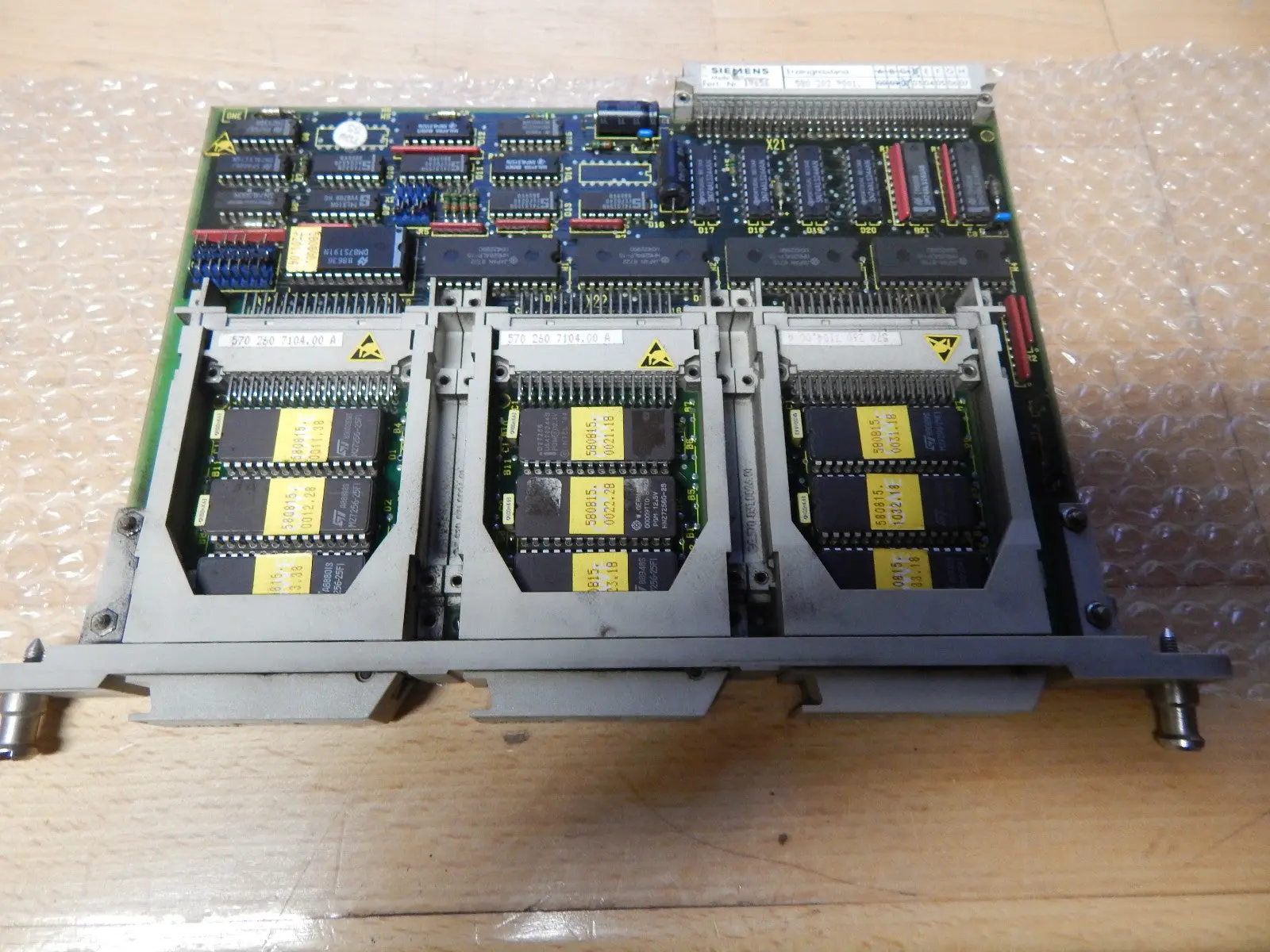 Produktfoto 1 von Siemens Sinumerik 6FX1120-2CA00 +6FX1815-0CX01-8C+6FX1815-0CX02-8B